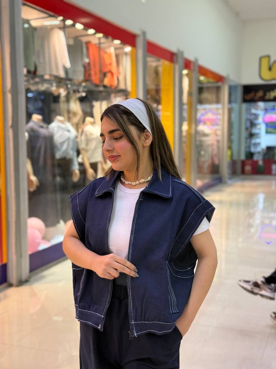 5848169891809136274_121 وست - تصویر 1